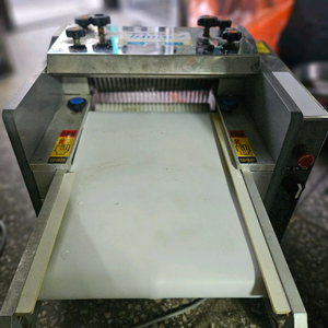 씨마트 생고기 절단기 8mm 판매1