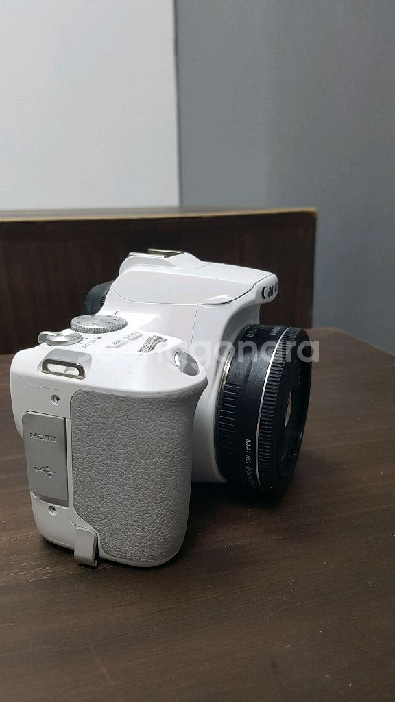 상태A급 캐논200d2카메라--3