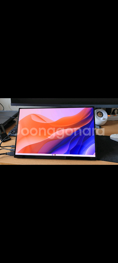 4k oled 터치 포터블 모니터 16인치--3