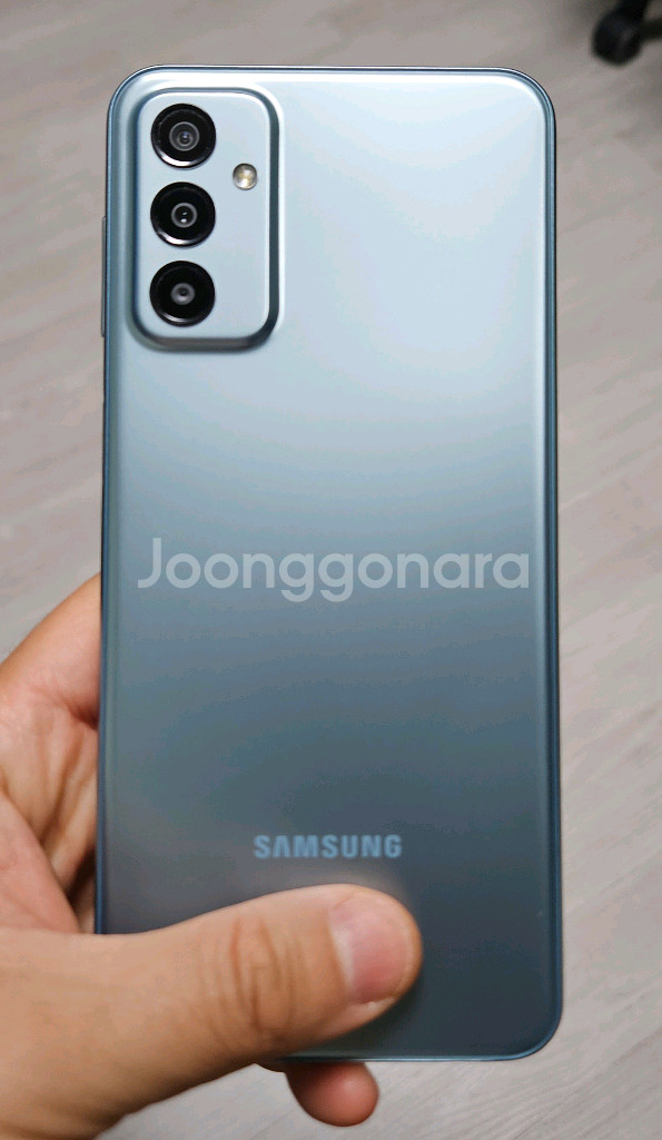 갤럭시 버디2 라이트블루 128GB 싸게 팝니다.--1