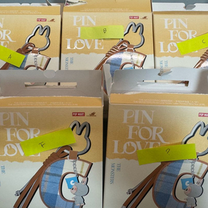 라부부 알파벳 키링