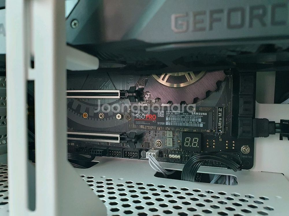 게이밍PC(9400F/z370/기가2080Ti)--5