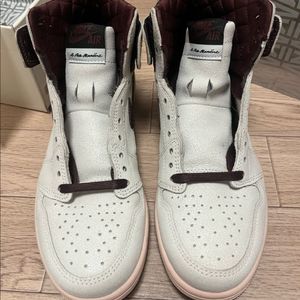 조던 1 하이 아 마 마니에르 세일 앤 버건디 265