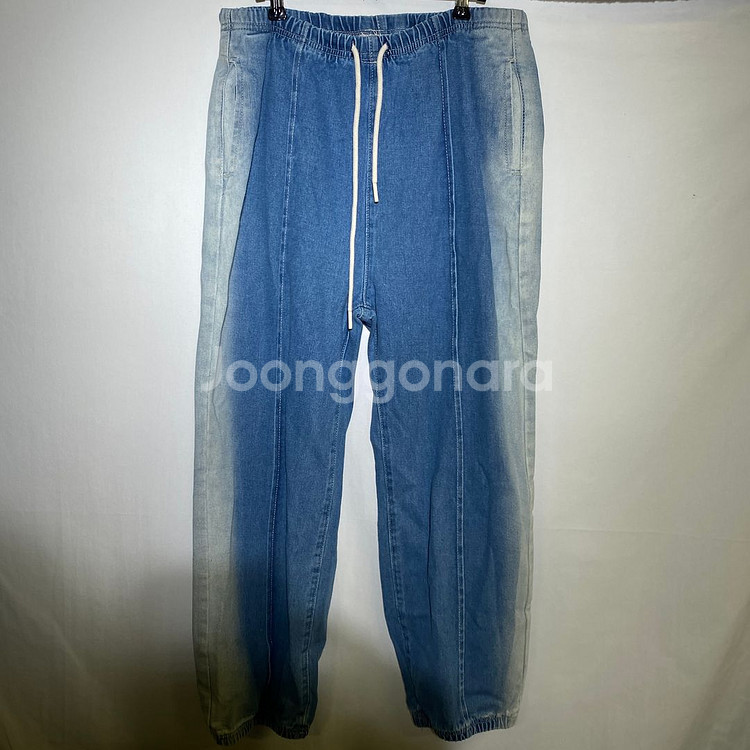 FREE)허리밴딩 투톤 데님 청바지--1