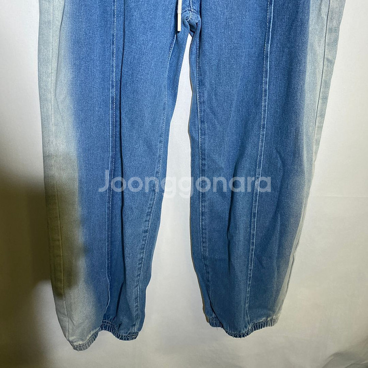 FREE)허리밴딩 투톤 데님 청바지--2