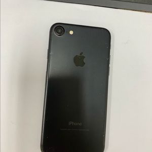 아이폰7 매트블랙 액정SS급 32GB 배터리92%
