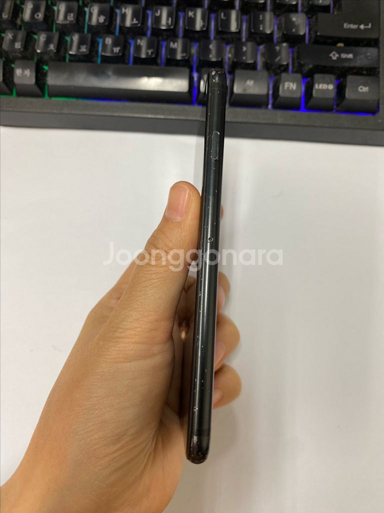 아이폰7 매트블랙 액정SS급 32GB 배터리92%--5