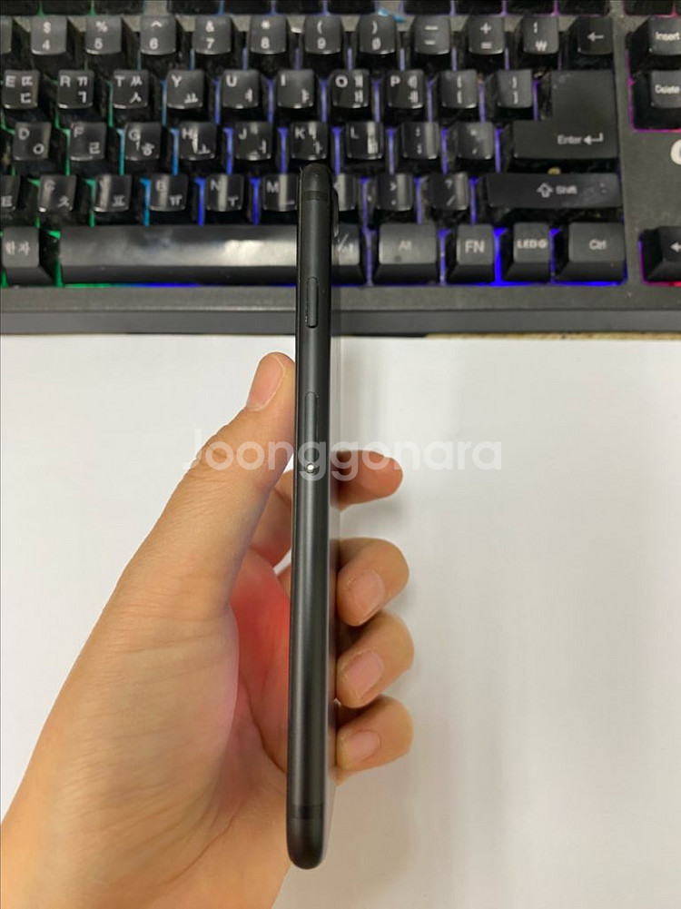 아이폰7 매트블랙 외관깔끔 128GB 배터리100%--4