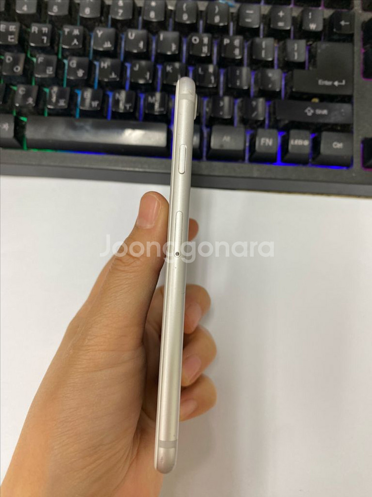 아이폰7 실버 액정SS급 32GB 배터리100%--5