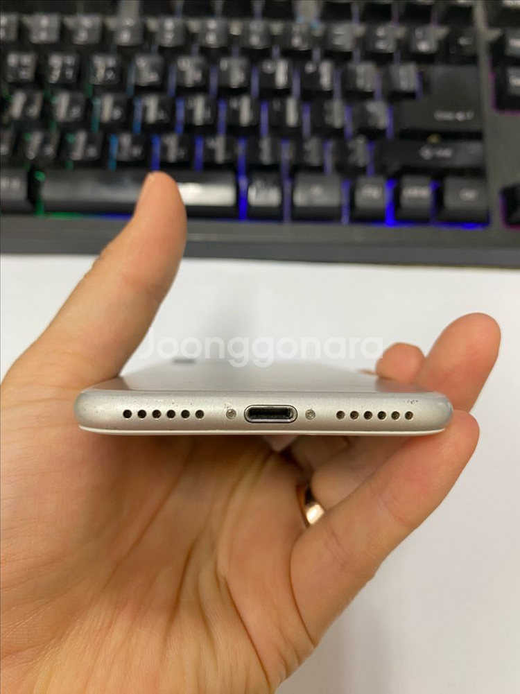 아이폰7 실버 액정SS급 32GB 배터리100%--6