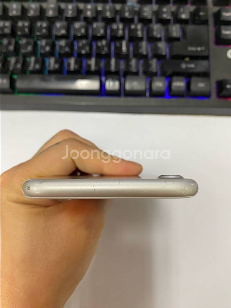 아이폰7 실버 액정SS급 32GB 배터리100%--3