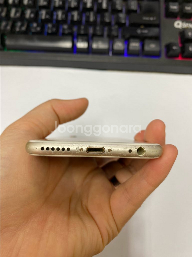 아이폰6S 골드 액정SS급 64GB 배터리100%--6