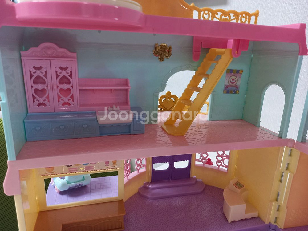 새콤달콤 캐치티니핑 빌리지 디저트샵--3