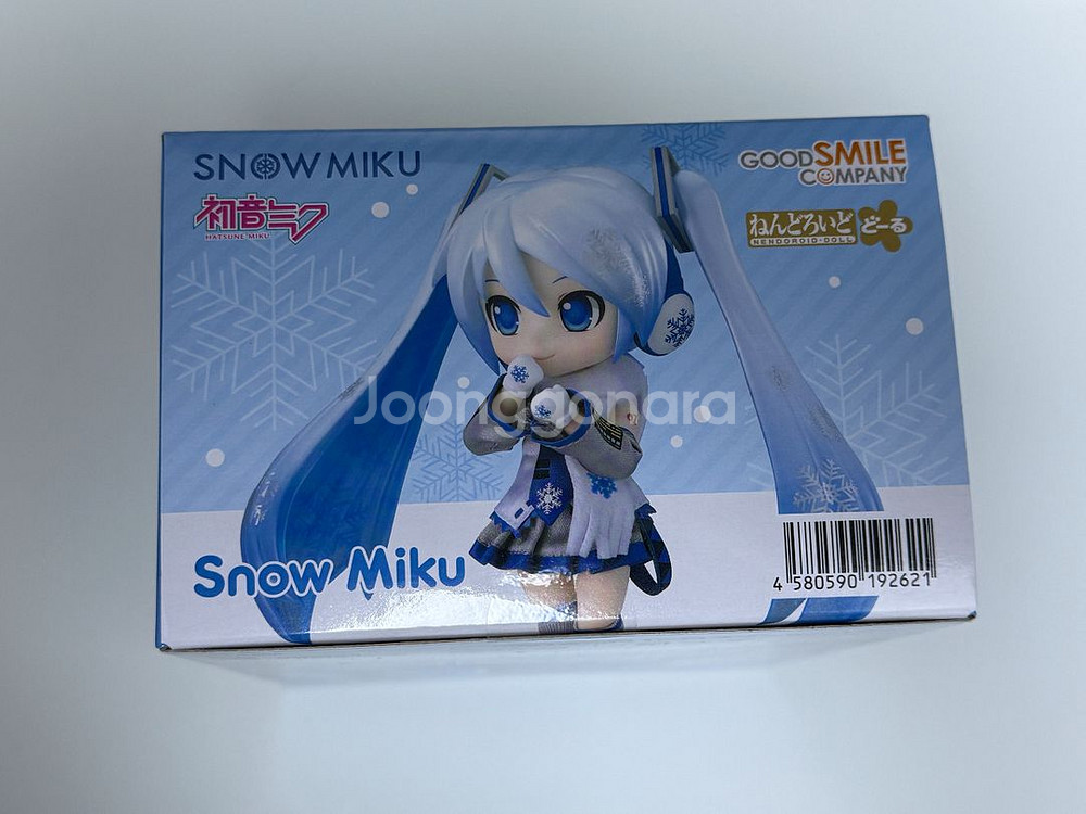 [미개봉] 넨도로이드 돌 유키미쿠 팝니다--2