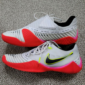 나이키 펜싱화 발레스트라 235mm