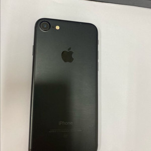 아이폰7 매트블랙 128GB 외관깔끔 사진용