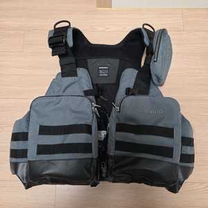 시마노 조끼 vf-274w 판매합니다.