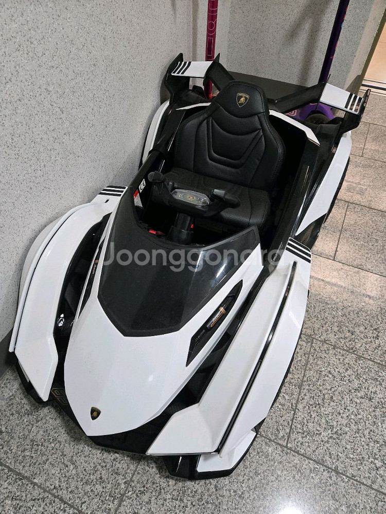 씨투엠뉴 람보르기니 유아 전동차--1