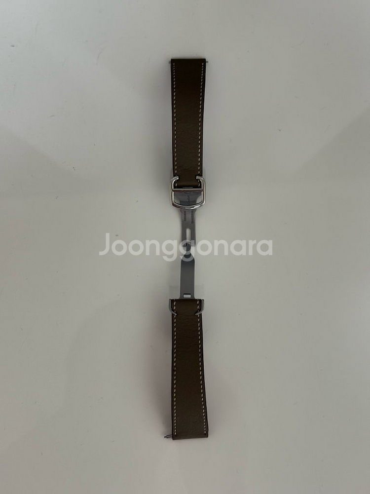 까르띠에 탱크머스트 라지사이즈 에토프 스위프트 가죽밴드--2