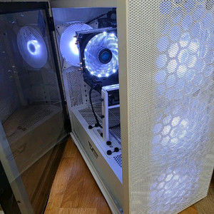 라이젠5600x RTX3060 12g본체 신품컨디션