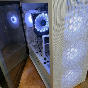 라이젠5600x RTX3060 12g본체 신품컨디션