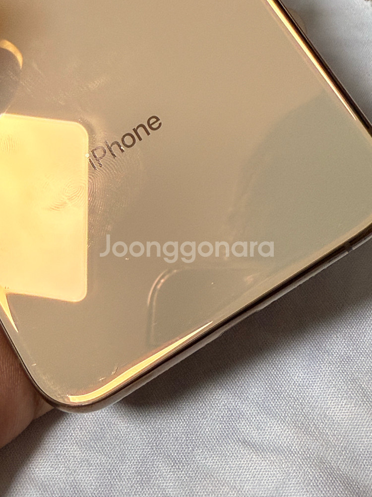 아이폰xs 256G 골드 제품 판매합니다--3