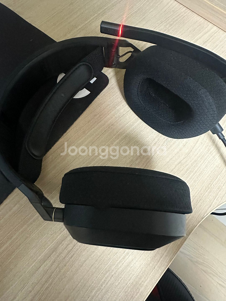 커세어 hs80 무선 헤드셋 팝니다--1