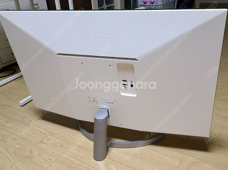 lg모니터 32인치 모니터 32mn500mw 화이트색상--1