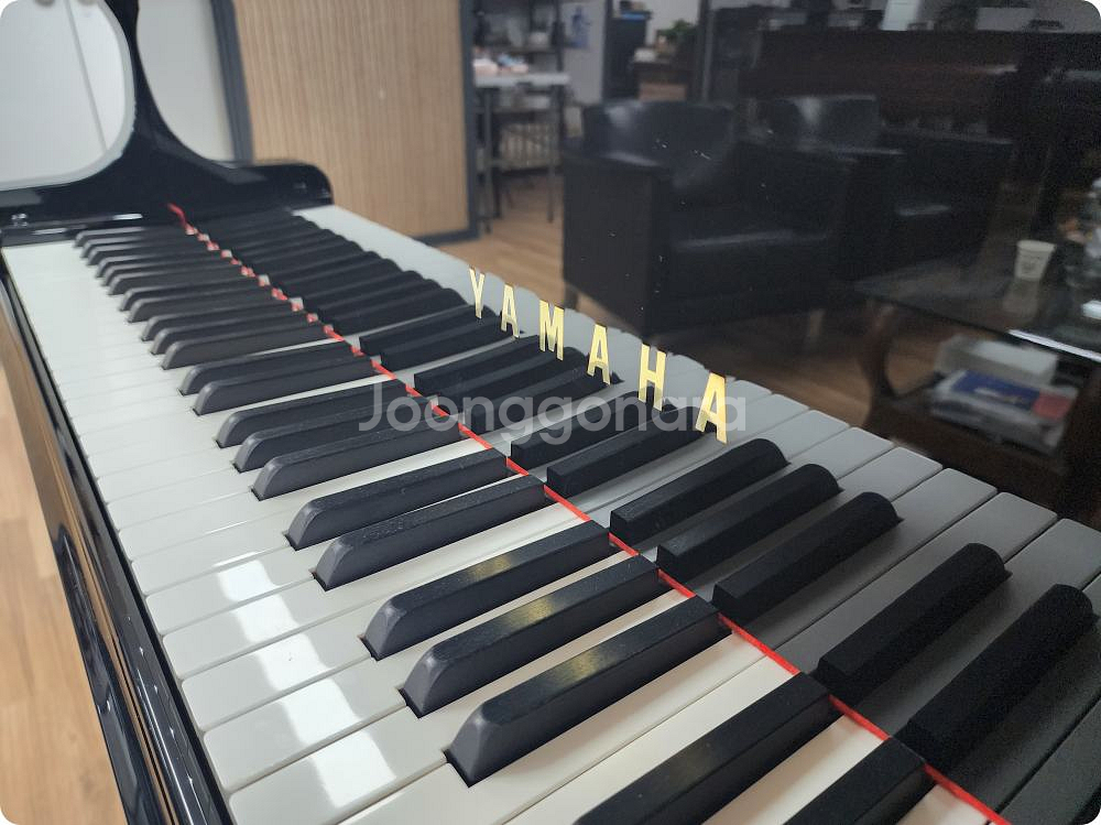 야마하 그랜드피아노 C3--2