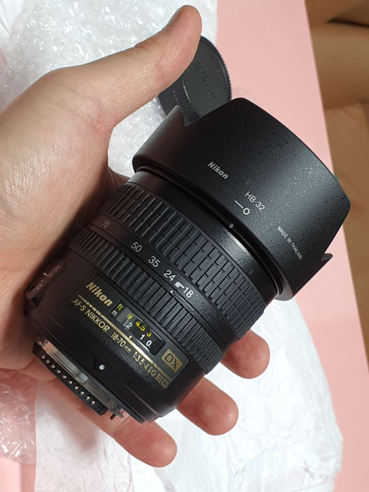 니콘 18-70 아빠번들 이미지