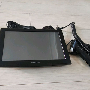 파인드라이브 iQ 3D 9000 BLACK 네비게이션