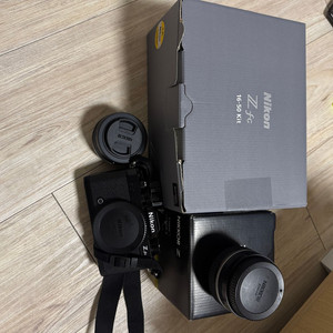 니콘 zfc 16-50, z40mm렌즈 팝니다.