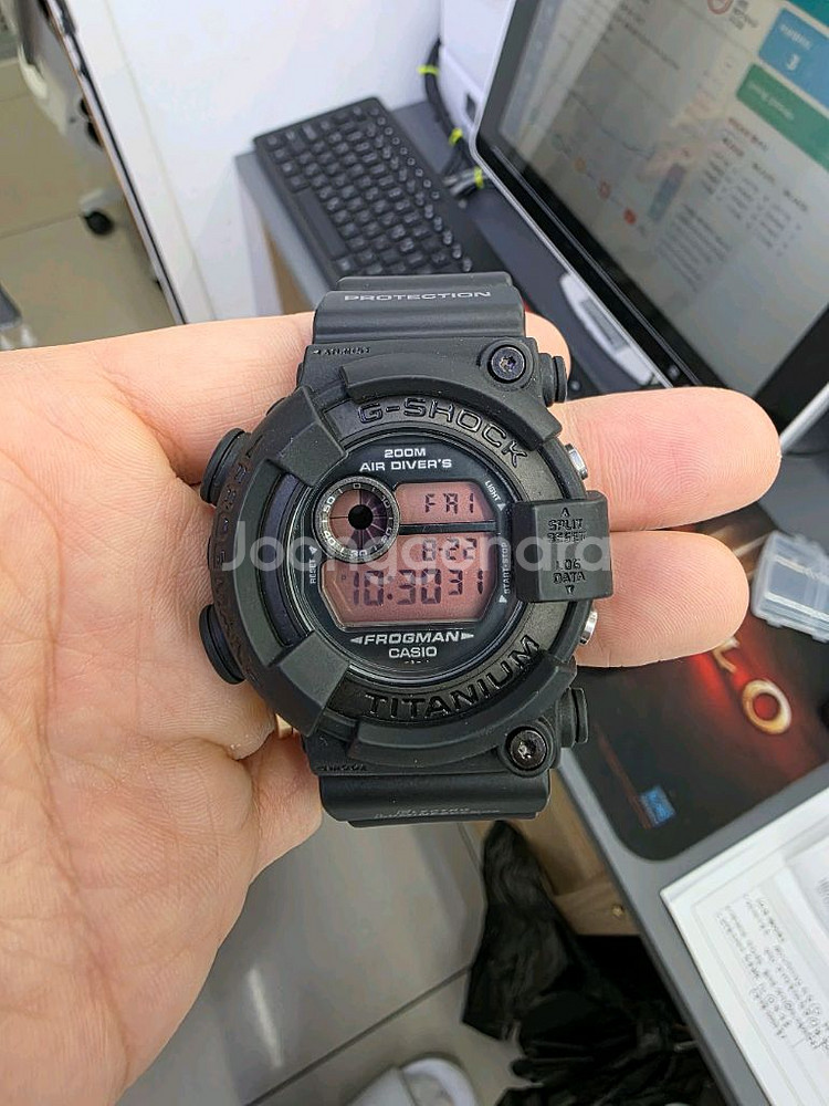 G-Shock 프로그맨 리얼블랙 DW-8200B 급처--0