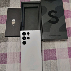 S급 ㅡ 갤럭시 S22울트라 512GB 풀박 미사용