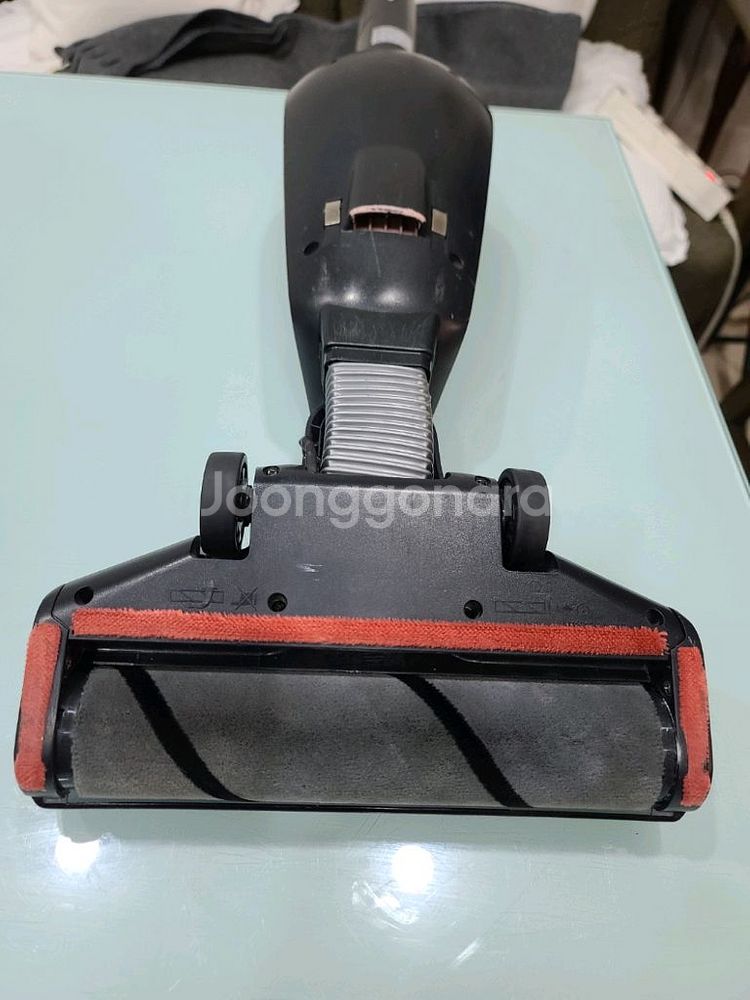 일렉트로룩스 무선청소기 ZB3311(1시간37분작동)--4