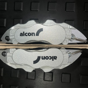 알콘6P캘리퍼만 신품 팝니다