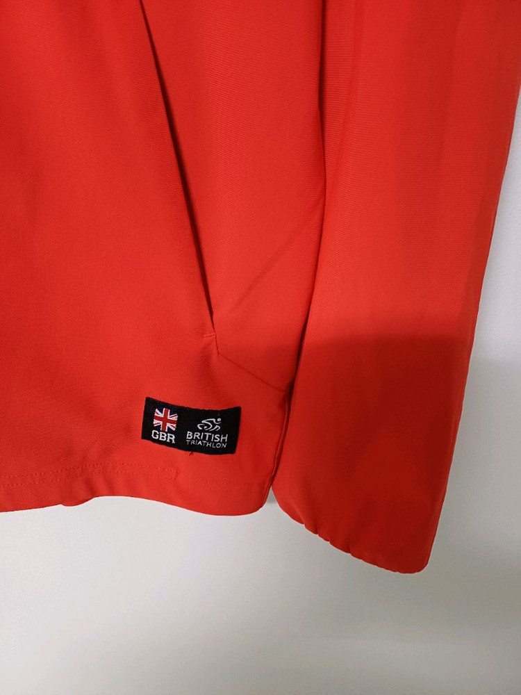 데상트 영국 트라이슬론 소프트쉘 바람막이(사방스판100--3