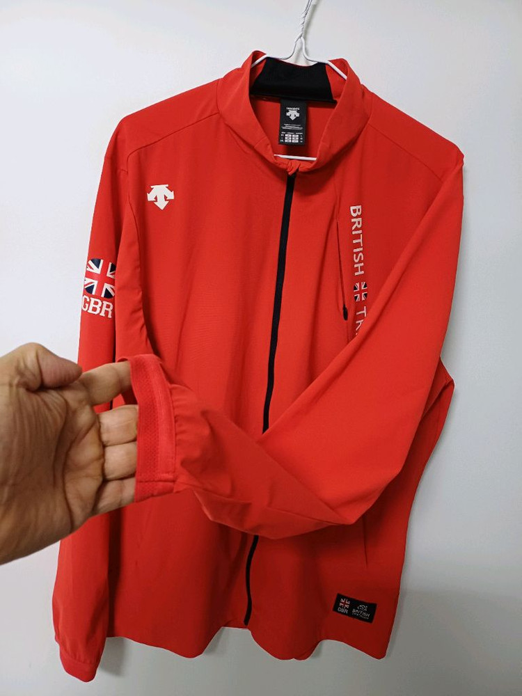 데상트 영국 트라이슬론 소프트쉘 바람막이(사방스판100--4