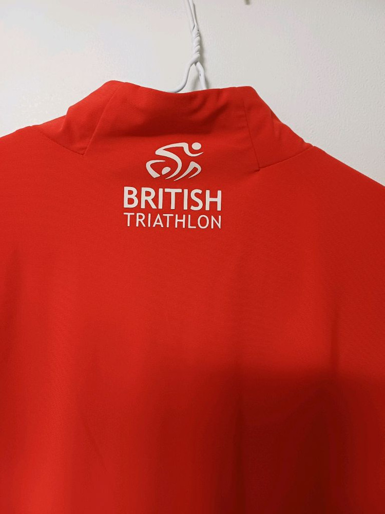 데상트 영국 트라이슬론 소프트쉘 바람막이(사방스판100--8