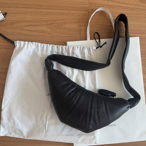 르메르 크루아상 (스몰, 다크초코) 새제품