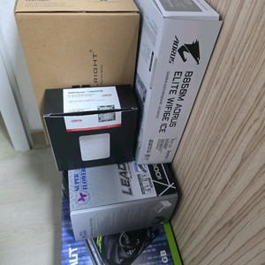 9800x3d 5070ti 본체 모니터 세트 팝니다