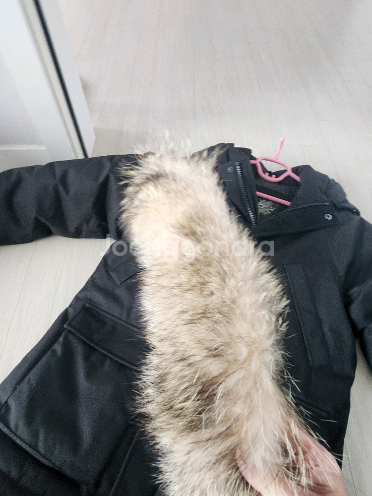 노비스 헤르티지 패딩팝니다--1