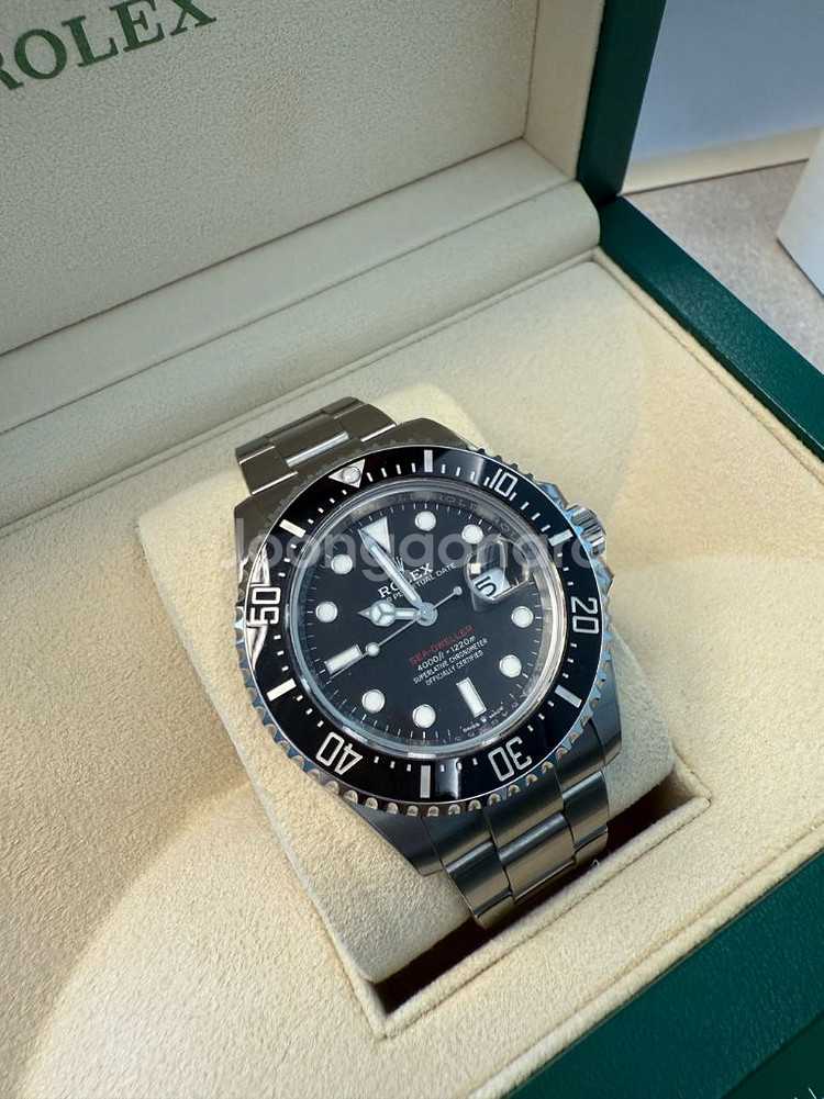 Rolex Sea-Dweller 43mm Ref.126--4