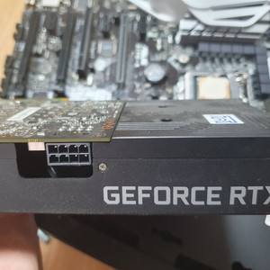 RTX 2060 6GB 판매합니다.