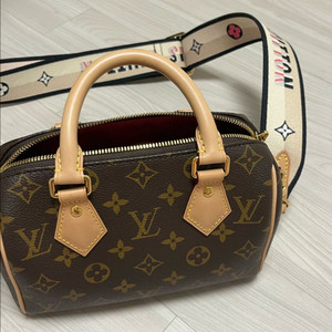 루이비통 스피디 반둘리에20