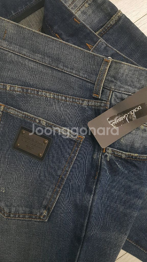 돌채앤가바나(금장) 16클래식 이태리진 32인치 새상품--0