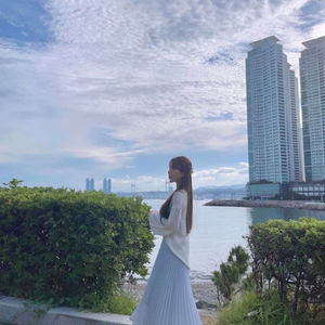 메이윤 플리츠스커트 소라, 소라그레이