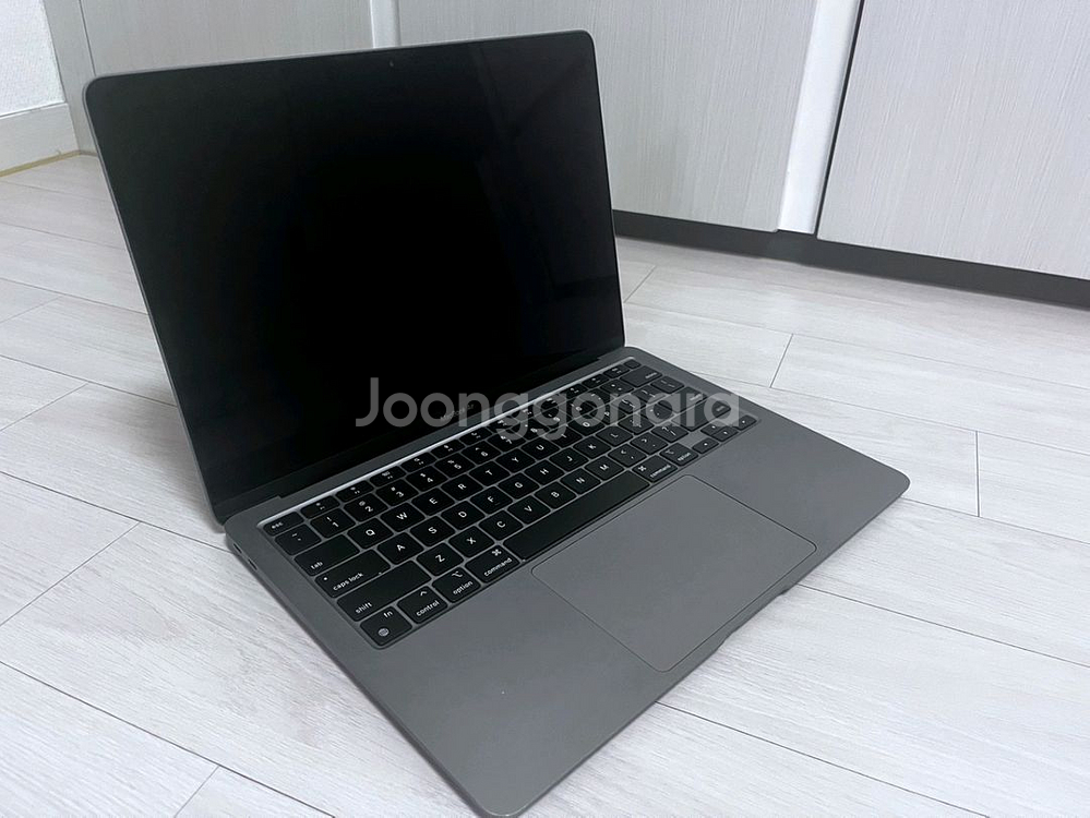 M1 MacBook Air--1