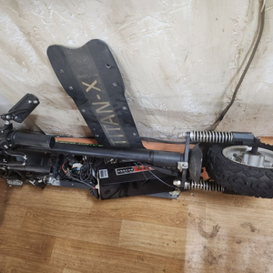 ECO DRIVE TITAN-X 전동 킥보드 부품차 이미지