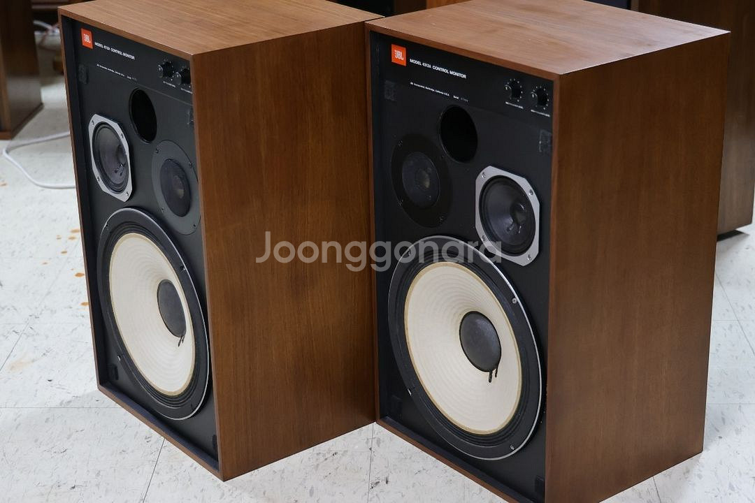 JBL 4312 A B MKII 등 다수 입고되었습니다--3